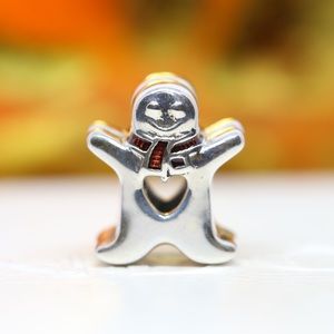 HOME
PANDORA Charm Sweet Gingerbread Man